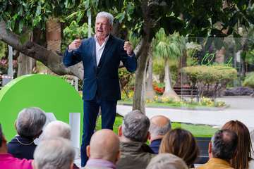 Telde arropa a Quevedo (NC) en la presentación de su candidatura a la Alcaldía capitalina/TA y Acfi Press.
