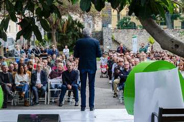 Telde arropa a Quevedo (NC) en la presentación de su candidatura a la Alcaldía capitalina/TA y Acfi Press.