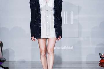  Los nuevos talentos inauguran la pasarela Bridal y Pedro Palmas pone el cierre a la jornada con la colección â€˜Neigeâ€™ inspirada en la nieve/TA.