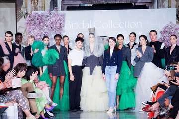  Los nuevos talentos inauguran la pasarela Bridal y Pedro Palmas pone el cierre a la jornada con la colección â€˜Neigeâ€™ inspirada en la nieve/TA.