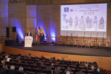 El Cabildo reconoce a las artesanas teldense Nilia Bañares y Juana de la Cruz/TA.