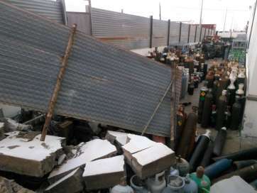 Destrozos en la empresa Sernamol (Foto TA)