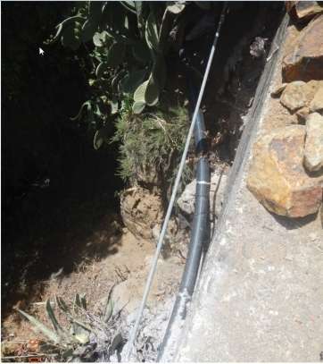 Tubería en el barranco de La Mina (Foto TA)