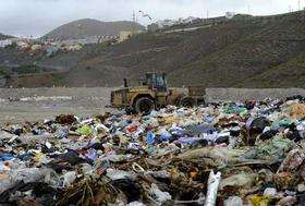 Imagen de archivo de la gestión de residuos en Salto del Negro (Foto C7)