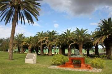 Vista parcial del parque urbano de San Juan (Foto Jesús Ruiz Mesa)