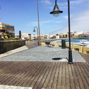 Estado en que ha quedado la avenida (Foto TA)