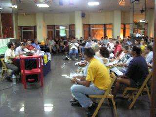 Foto de una reunión en la sede de Turcón (Foto: Colectivo Turcón)