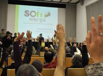 Imagen de archivo de una asamblea de Som Energía