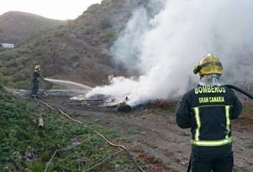 Imagen de archivo de un incendio forestal en Telde (Foto TA)