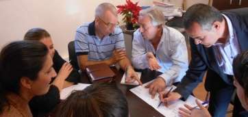 Miembros de Turcón y Aebici, en una reunión reciente (Foto TA)