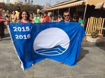 Bandera azul obtenida el año pasado en Melenara (Foto TA)