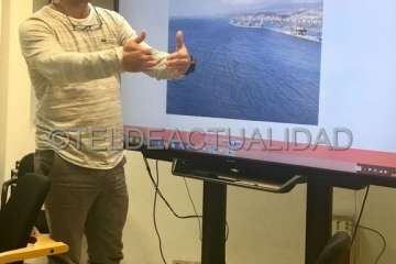 Imágenes aéreas del vertido y de la reunión del Cecopin (Foto TA)