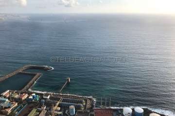 Imágenes aéreas del vertido y de la reunión del Cecopin (Foto TA)