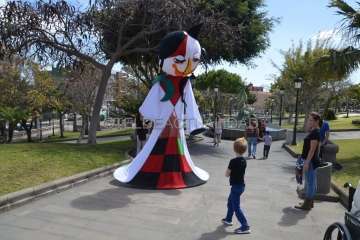 Playas solitarias y animada Feria del Libro en Telde (Foto TA)