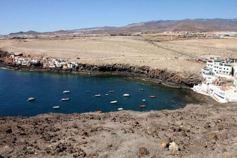 Imagen de archivo del poblado costero de Tufia (Foto Jesús Ruiz Mesa)