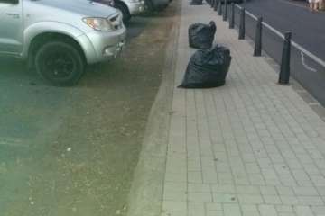 Limpieza de choque en el entorno de los colegios de San Juan (Foto TA)