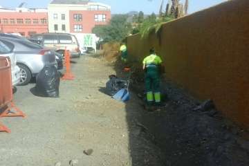 Limpieza de choque en el entorno de los colegios de San Juan (Foto TA)