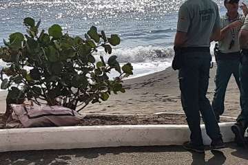 Limpieza de los fondos marinos de La Garita (Foto TA)