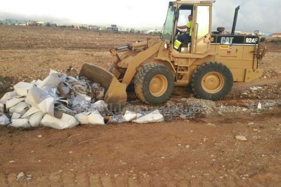 Retirados los 10.000 kilos de sardinas tirados en cajas en Tufia y Barranco Real (Foto TA)