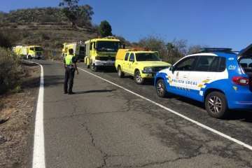  Incendio en la cumbre de la Isla, próximo a Cazadores-Telde (Foto TA)