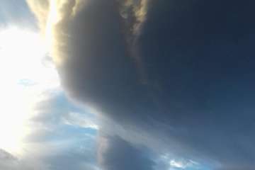 Nubes que barruntan tormenta (Foto TA y Jesús Ruiz Mesa)