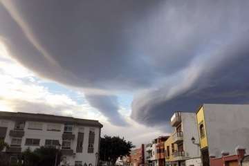 Nubes que barruntan tormenta (Foto TA y Jesús Ruiz Mesa)
