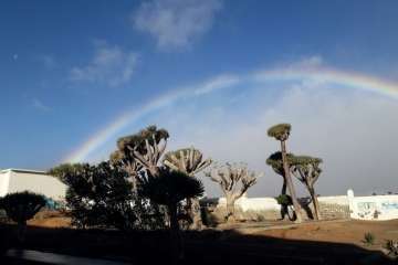 Arcoíris en el cielo de Telde en el día de Reyes (Foto Gumersindo Hernández y Darío Benítez)
