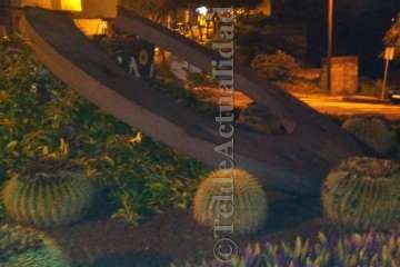 El viento arranca la escultura de La Herradura-Telde (Foto TA y Antonio Alí)