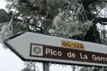 Accesos abiertos a la cumbre, salvo tres, tras la nevada histórica de ayer (Foto TA)