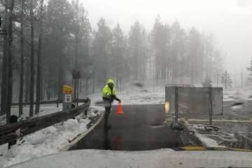 Accesos abiertos a la cumbre, salvo tres, tras la nevada histórica de ayer (Foto TA)