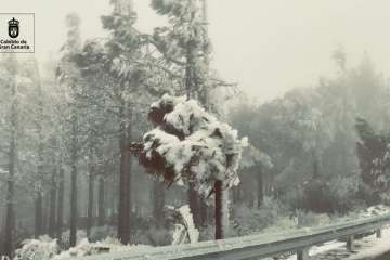 Accesos abiertos a la cumbre, salvo tres, tras la nevada histórica de ayer (Foto TA)