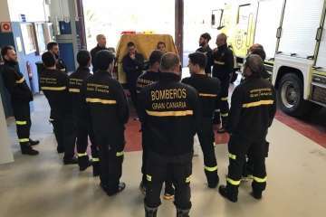 Todos los parques de bomberos se han reforzado y abre el de Tejeda .En total se han movilizado 70 efectivos en las 8 bases (Foto TA)