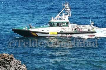 Localizado un delfín muerto en aguas de Taliarte-Telde (Foto TA)