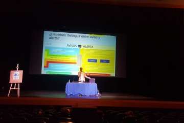 Charlas en el Teatro Municipal de Telde sobre temas medioambientales (Foto TA)