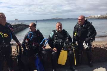 Inmersión en Melenara para limpiar sus fondos (Foto TA)