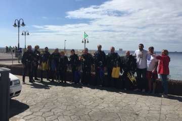 Inmersión en Melenara para limpiar sus fondos (Foto TA)