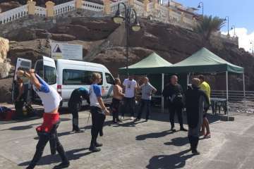 Inmersión en Melenara para limpiar sus fondos (Foto TA)