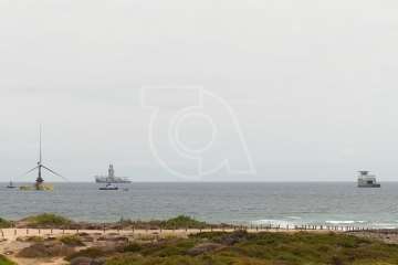 El primer molino marino de España, en la costa de Telde (Foto Claudio Sánchez)