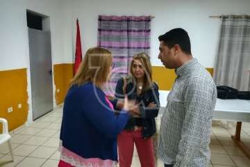 La Gavia se informa sobre la culebra real (Foto TA)