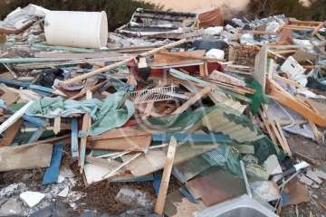 Depósito de escombros en una zona de Telde (Foto TA)