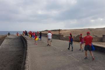  Batida de limpieza en la costa de La Restinga (Foto TA)