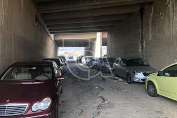 Ayuntamiento y Cabildo alertan del peligro de aparcar en el canal del Barranco de Ojos de Garza (Foto TA)