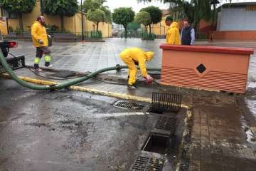 Efectos en Telde de las copiosas lluvias caídas durante la madrugada y mañana de este jueves (Foto TA)