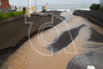 Efectos en Telde de las copiosas lluvias caídas durante la madrugada y mañana de este jueves (Foto TA)