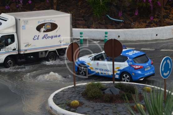 Efectos en Telde de las copiosas lluvias caídas durante la madrugada y mañana de este jueves (Foto TA)