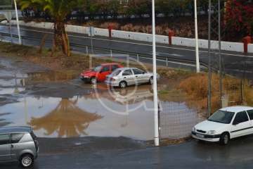 Efectos en Telde de las copiosas lluvias caídas durante la madrugada y mañana de este jueves (Foto TA)