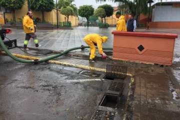 Efectos en Telde de las copiosas lluvias caídas durante la madrugada y mañana de este jueves (Foto TA)