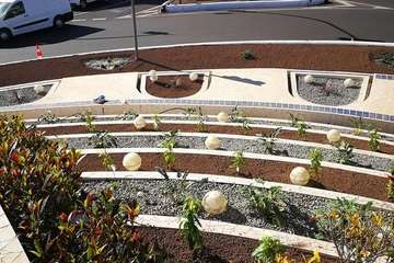 La principal glorieta del casco urbano de Telde mejora su 'look' (Foto TA)