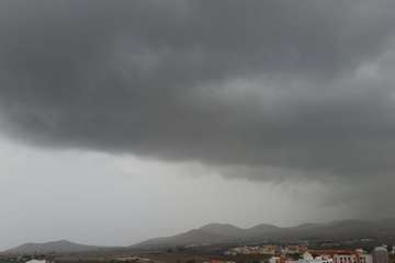 La tormenta deja en Telde hasta 17 litros por metro cuadrado (Foto Jesús Ruiz Mesa y TA)