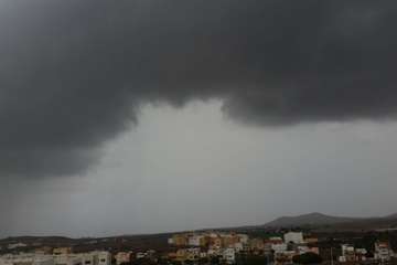 La tormenta deja en Telde hasta 17 litros por metro cuadrado (Foto Jesús Ruiz Mesa y TA)
